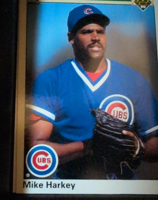 1990 Upper Deck #107 Mike Harkey — front