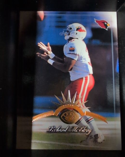 1997 Leaf #102 Leeland McElroy — front