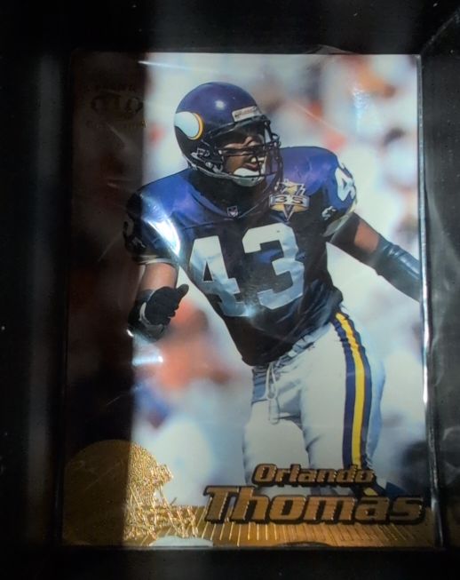 1996 Topps Stadium Club #204 Orlando Thomas — front