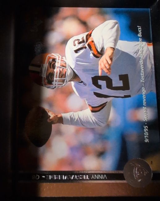 1996 Upper Deck Football #93 Vinny Testaverde — front