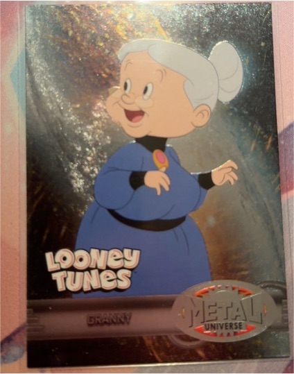 2024 Fleer Retro Looney Tunes Metal Universe #MU-11 Granny — front
