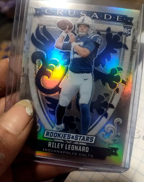 2025 Panini Rookies & Stars Crusade #18 Riley Leonard — front