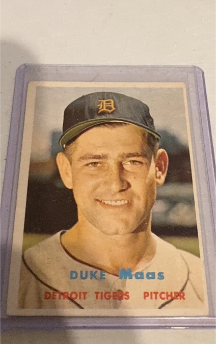 1957 Topps #405 Duke Maas — front
