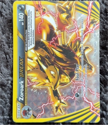 2015 Pokémon XY Breakthrough #92 Zoroark BREAK — front