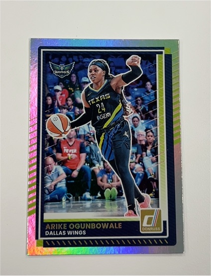 2025 Donruss WNBA #39 Arike Ogunbowale Dallas Wings — front