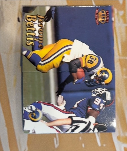 1995 Pacific Triple Folders #22 Jerome Bettis — front
