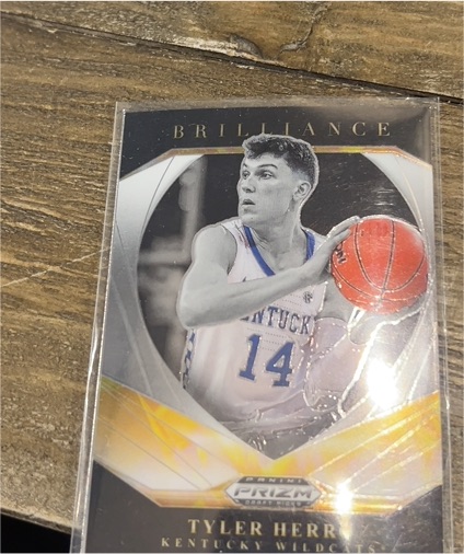 2021 Panini Prizm Draft Picks #17 Tyler Herro Brilliance — front