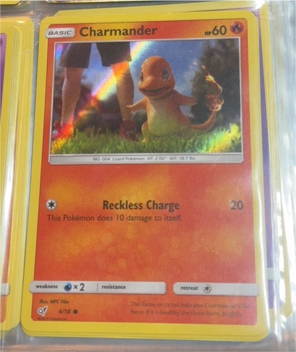 2019 Pokémon #4 Charmander — front