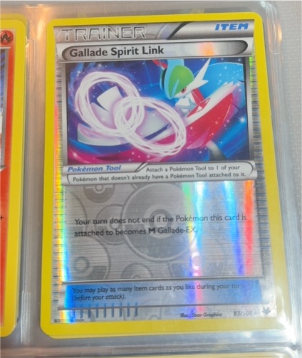 2015 Pokémon XY Roaring Skies #83 Gallade Spirit Link — front