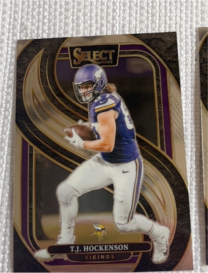 2024 Panini Select #194 T.J. Hockenson — front
