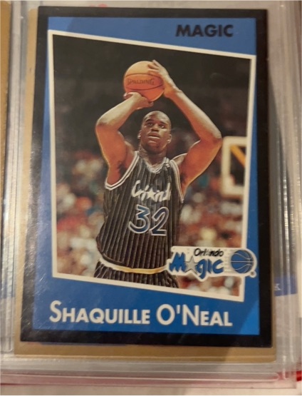 1993-94 Panini Sticker #187 Shaquille O'Neal — front