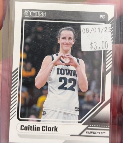 2024 Panini Donruss #11 Caitlin Clark — front