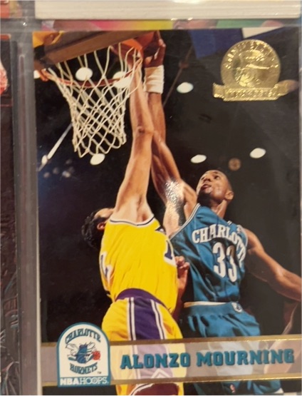 1993-94 NBA Hoops 5th Anniversary Gold #23 Alonzo Mourning — front