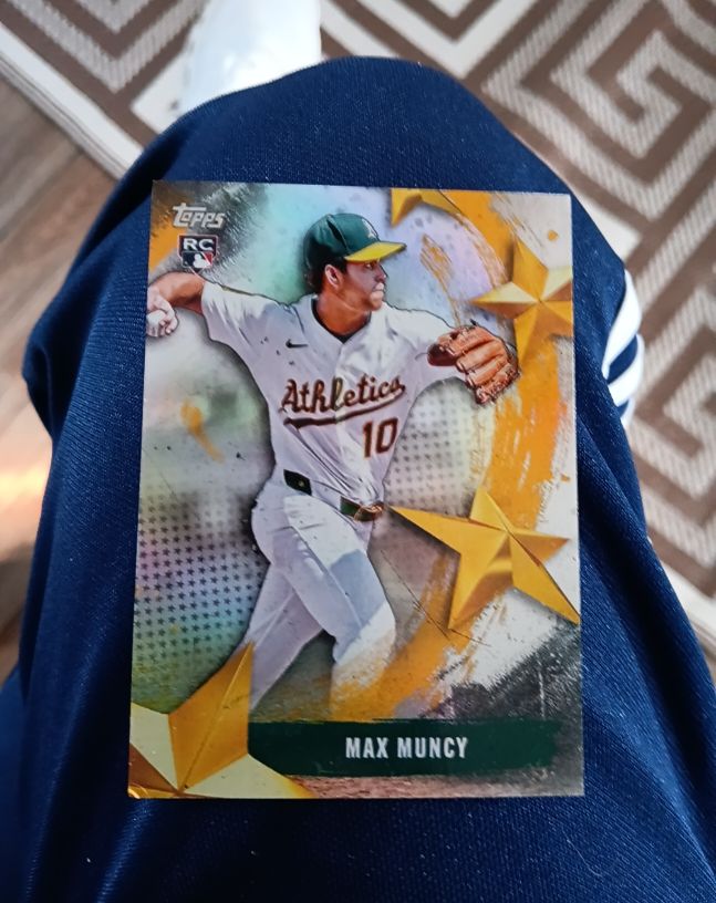 2025 Topps Update Stars of MLB #SMLB-66 Max Muncy — front