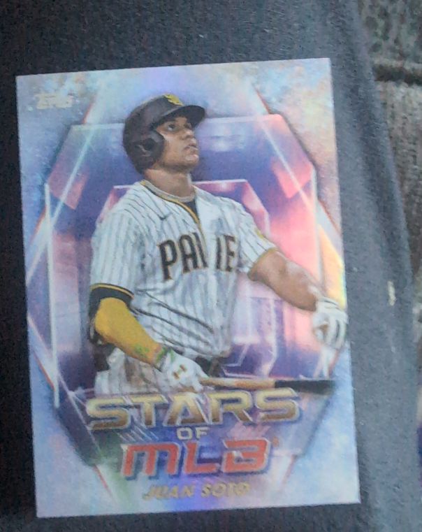 2023 Topps Series 1 Stars of MLB Chrome #SMLBC-20 Juan Soto — front