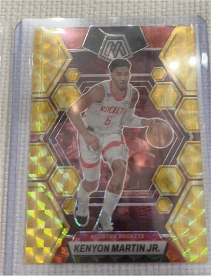 2022-23 Panini Mosaic #29 Kenyon Martin Jr. Reactive Yellow — front