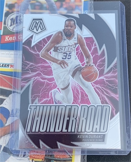 2023-24 Panini Mosaic #17 Kevin Durant Thunder Road — front