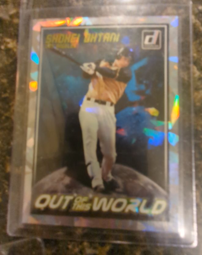 2018 Donruss Out of this World #OW5 Shohei Ohtani — front