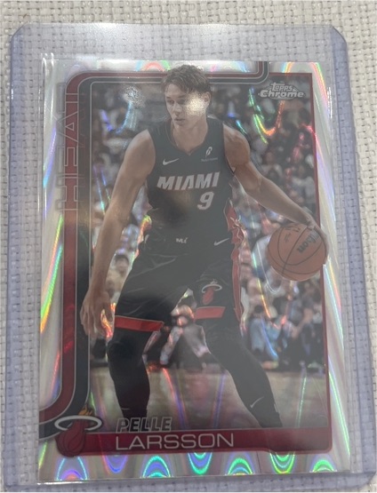 2025 Topps Chrome #189 Pelle Larsson — front