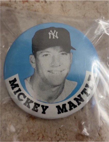 1950 Mickey Mantle New York Yankees Pinback Button — front