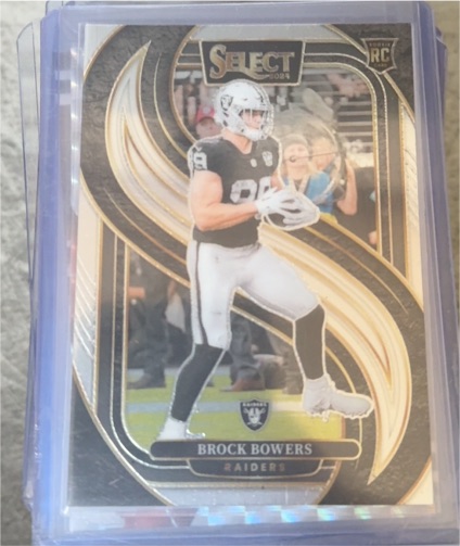 2024 Panini Select #118 Brock Bowers Premier Level Rookie — front