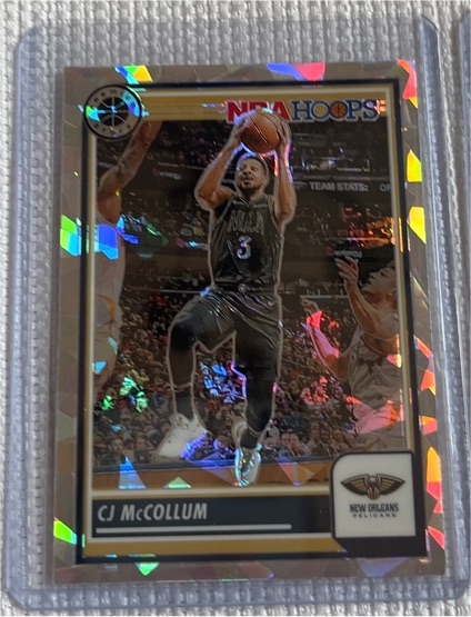 2023-24 Panini NBA Hoops Premium Stock #172 CJ McCollum — front