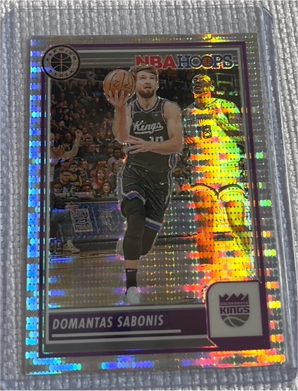 2023-24 Panini NBA Hoops Premium Stock #154 Domantas Sabonis — front