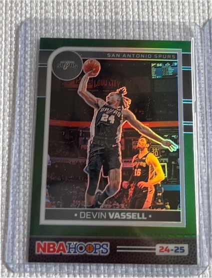 2024-25 Panini NBA Hoops #195 Devin Vassell — front