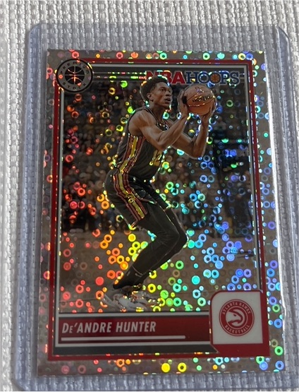 2023-24 Panini NBA Hoops Premium Stock #160 De'Andre Hunter — front