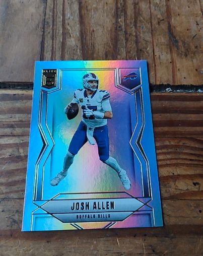 2025 Panini Donruss Elite #33 Josh Allen — front