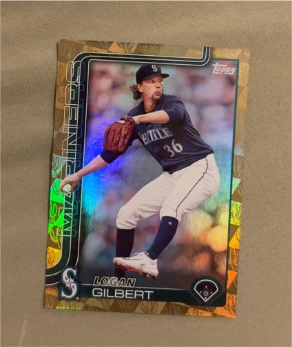 2025 Topps #66 Logan Gilbert — front