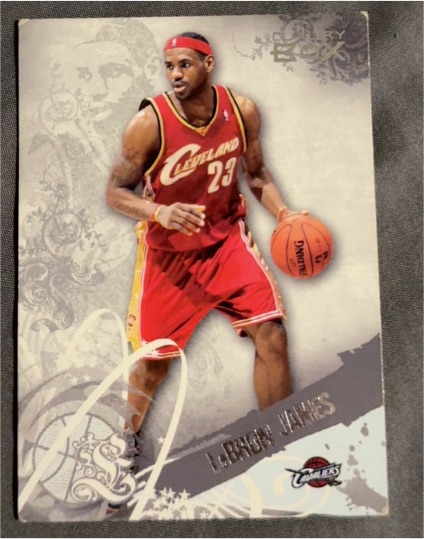 2006-07 Topps Luxury Box #23 LeBron James — front