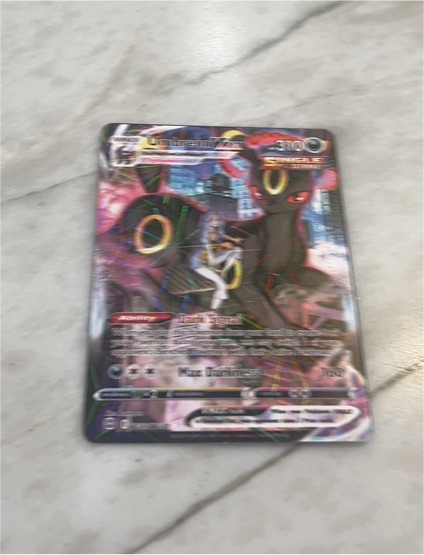 2021 Pokémon TCG Chilling Reign #151 Mega Umbreon VMAX — front