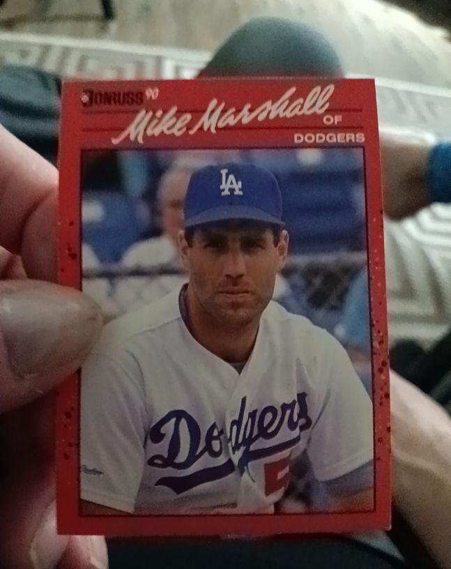 1990 Donruss #84 Mike Marshall — front