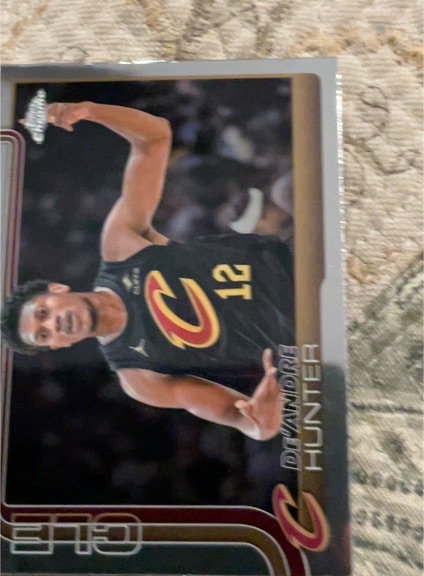 2025-26 Topps Chrome #73 De'Andre Hunter — front