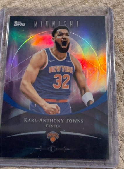 2025 Topps Midnight #9 Karl-Anthony Towns — front