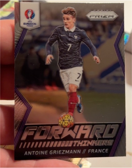 2016 Panini Prizm UEFA Euro Forward Thinkers #26 Antoine Griezmann — front