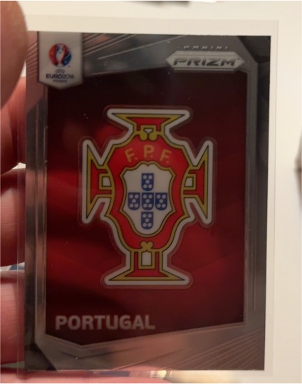 2022 Panini Prizm FIFA World Cup #20 Portugal Team Badge — front