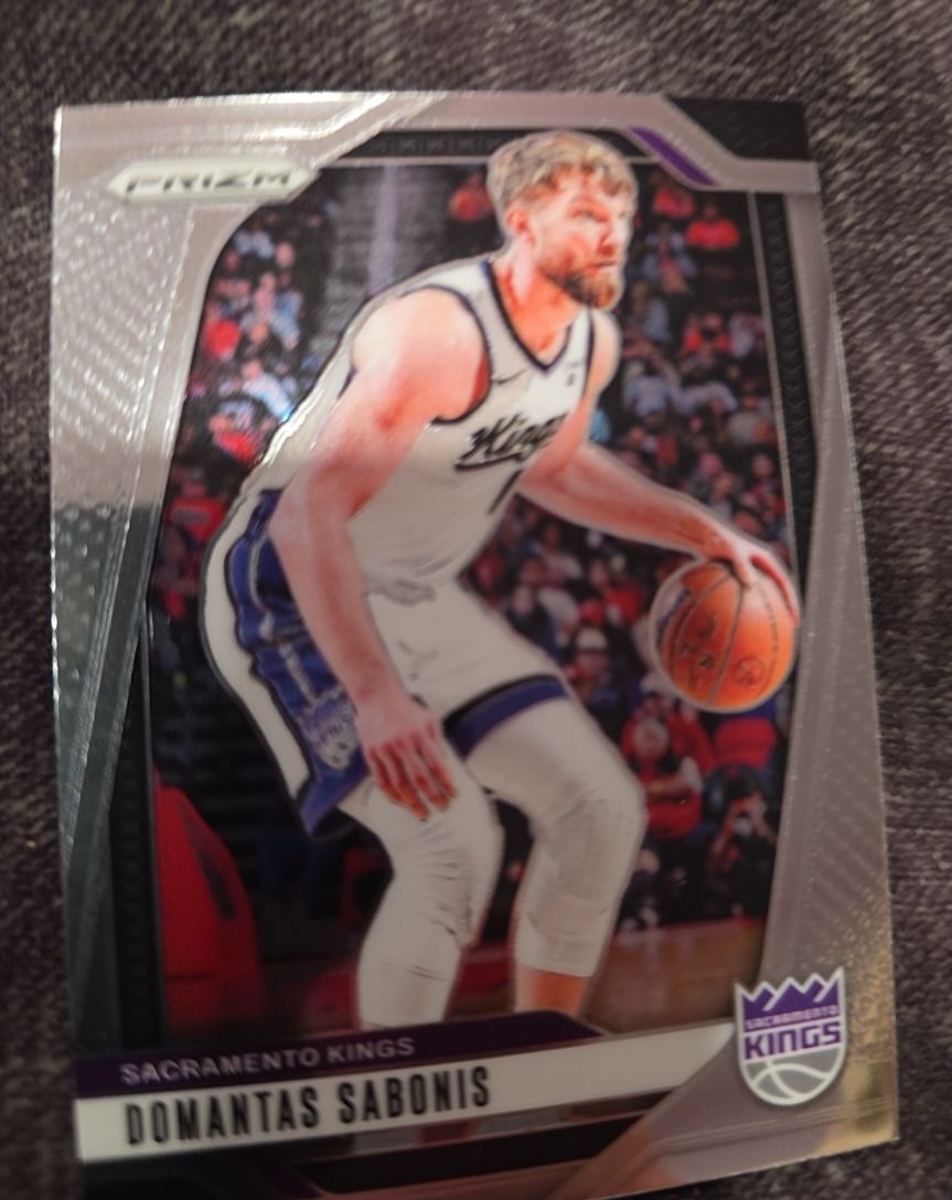 2024-25 Panini Prizm #86 Domantas Sabonis — front