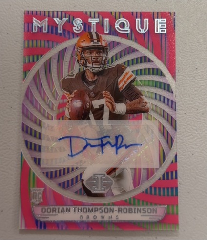 2023 Panini Illusions Mystique #10 Dorian Thompson-Robinson — front