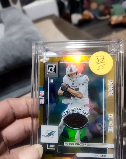 2025 Donruss Jersey Fusion #124 Mike Gesicki — front