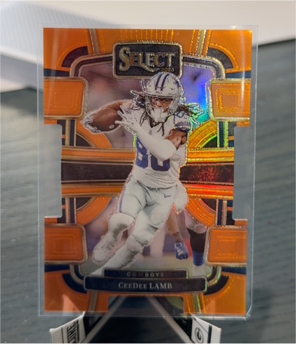 2023 Panini Select #29 CeeDee Lamb Orange Prizm Die-Cut — front
