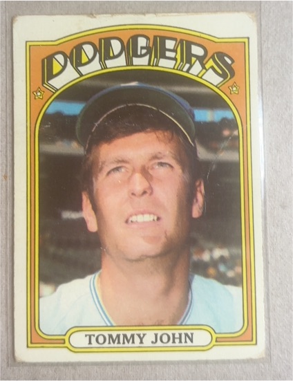 1972 Topps #264 Tommy John — front