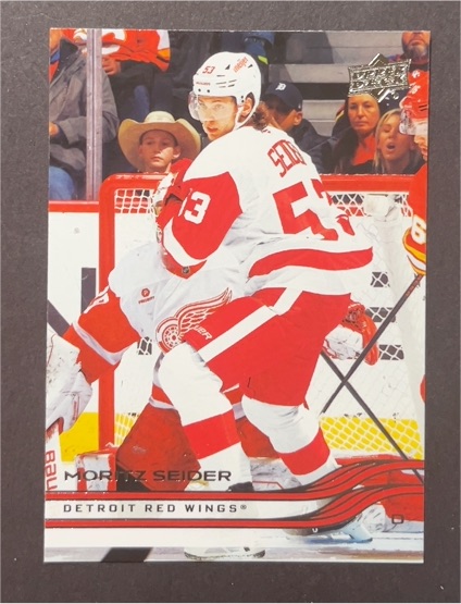 2025-26 Upper Deck #56 Moritz Seider — front