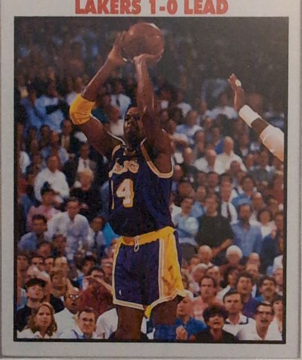 2000-01 Topps Heritage #135 Kobe Bryant — front