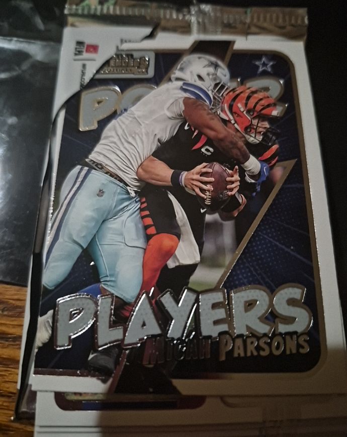 2022 Panini Contenders Power Players #PWR-MPA Micah Parsons — front