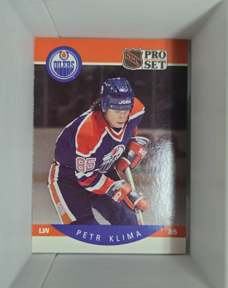 1990-91 Pro Set #85 Petr Klima — front