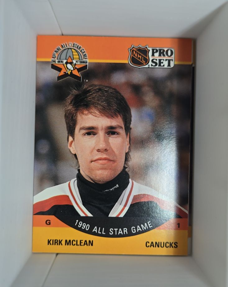1990-91 Pro Set #355 Kirk McLean — front