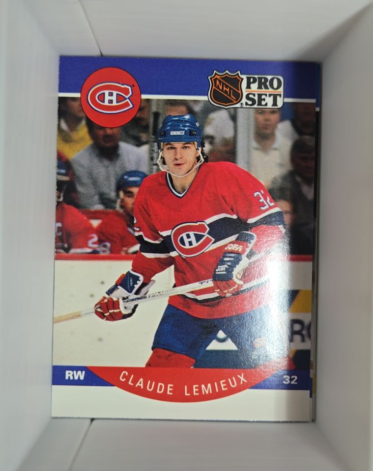 1990-91 Pro Set #153 Claude Lemieux — front