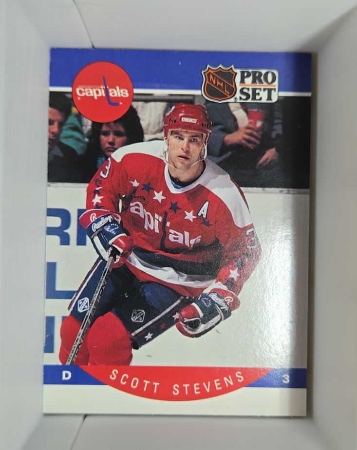 1990-91 Pro Set #321 Scott Stevens — front